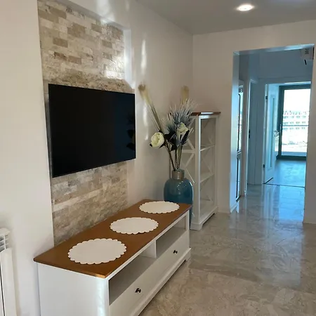 Maria Sunrise In Bed アパート